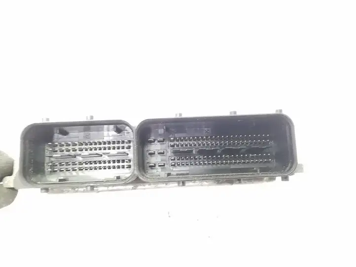 Hyundai ix35 (2009 - 2013)  391012F250 Блок управления двигателя