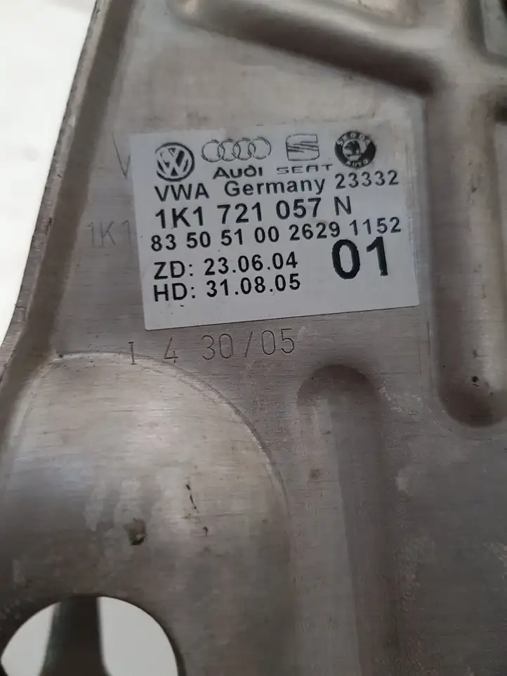 Volkswagen PASSAT B6 (2005 - 2010) 1K1721057N Кронштейн тормозной педали — фото 5
