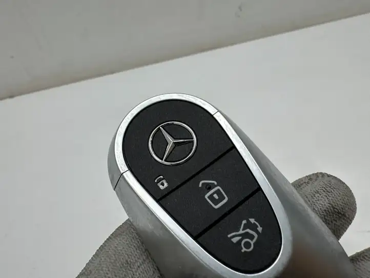 Mercedes-Benz GLC X254 (2023 - ) Ключ зажигания — фото 3