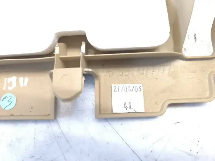 Citroen C6 (2005 - 2012) 9653107777 Обшивка рулевой колонки — фото 9