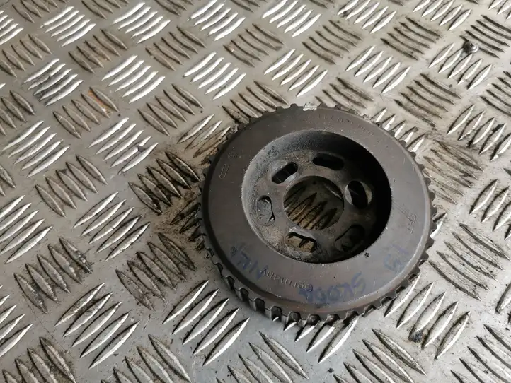 Skoda Octavia Mk1 (1U) (1996 - 2004) 038130111A Шкив топливного насоса — фото 1