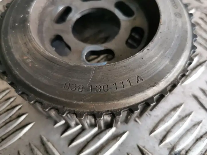 Skoda Octavia Mk1 (1U) (1996 - 2004) 038130111A Шкив топливного насоса — фото 2