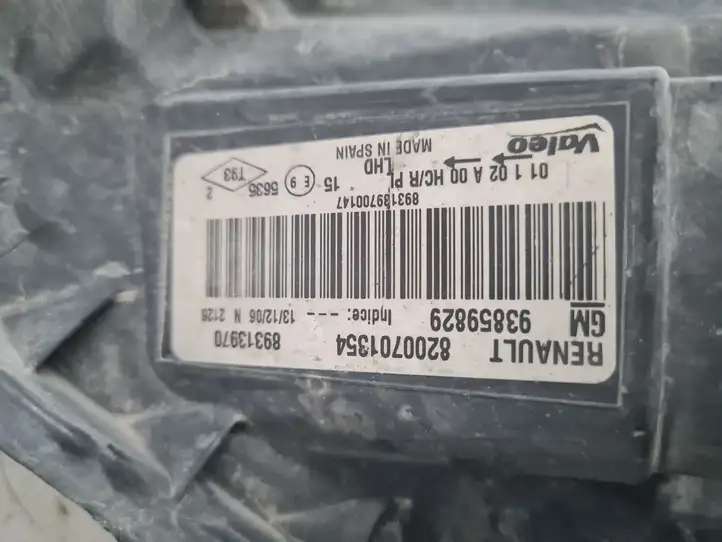 Opel Vivaro (2006 - 2014) 8200701354 Передняя фара — фото 2