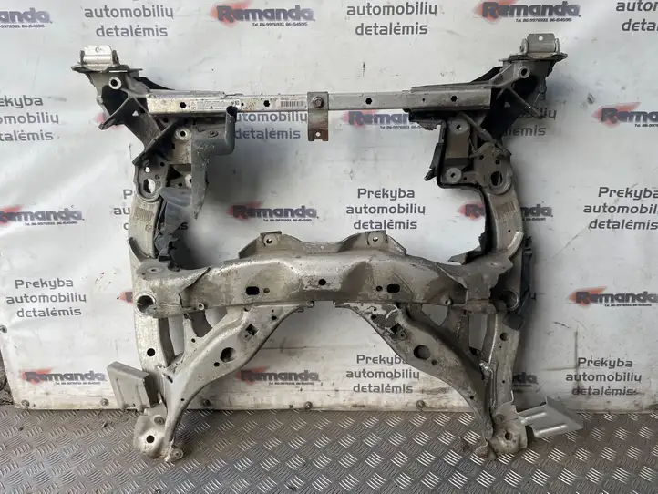 BMW 5 F10 F11 (2009 - 2016) 6797643 Передняя балка подвески — фото 2
