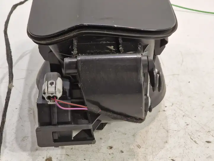 BMW 3 F30 F35 F31 (2012 - 2018) 51177238100 Крышка топливного бака — фото 6
