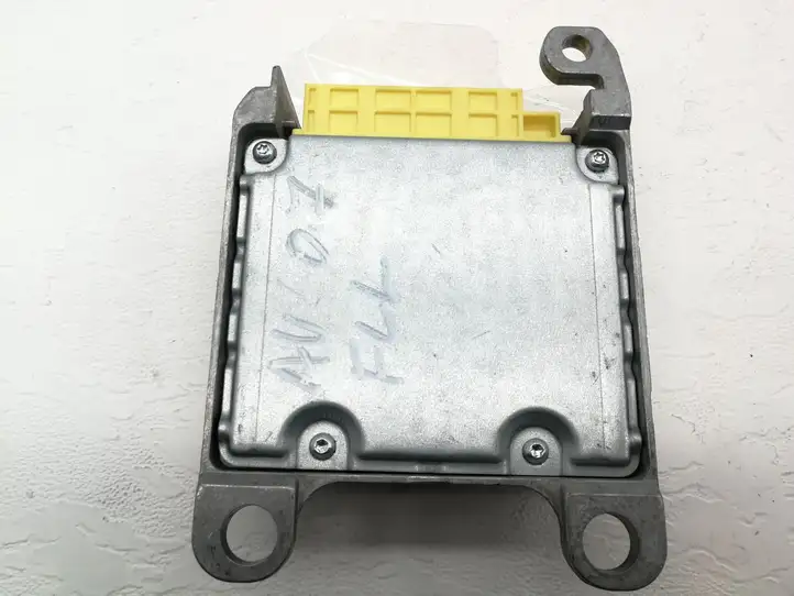 Toyota Avensis T250 (2006 - 2009)  8917005220 Блок управления надувных подушек