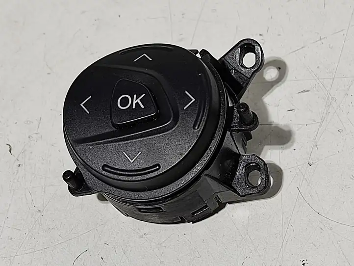 Ford Kuga II (2013 - 2019) AM5T14K147AA Кнопки на рулевом колесе — фото 1
