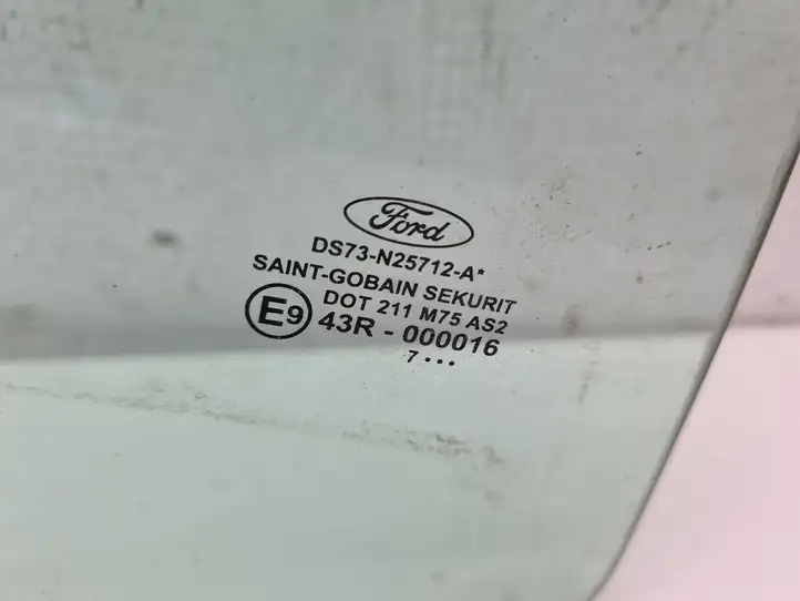 Ford Mondeo MK V (2014 - ) Стекло задней двери — фото 2
