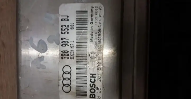 Audi A6 S6 C5 4B (2001 - 2004) 0261207500 Блок управления двигателем (ECU) — фото 4
