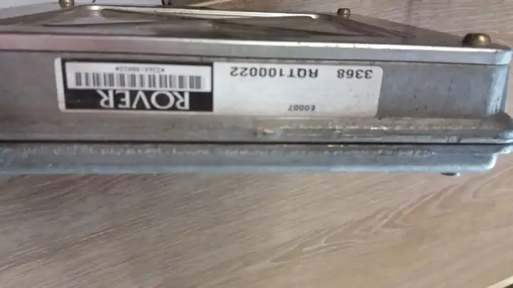 Land Rover Discovery (1998 - 2004)  RQT100022 Блок управления двигателем ECU