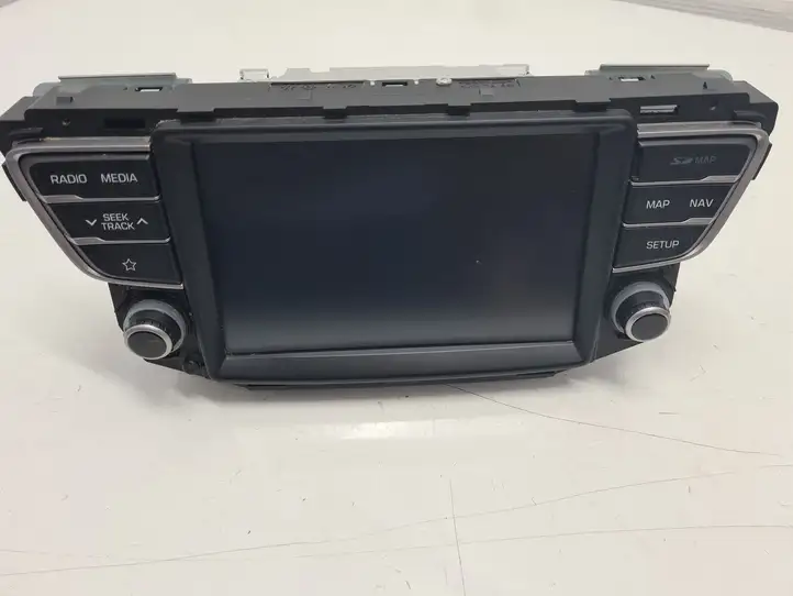 Hyundai i20 (GB IB) (2014 - 2018) C796164510 Магнитола / мультимедийная система — фото 1