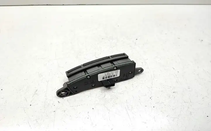 BMW 7 E65 E66 (2001 - 2008)  6911586 Кнопки рулевого колеса