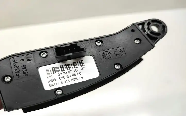 BMW 7 E65 E66 (2001 - 2008)  6911586 Кнопки рулевого колеса