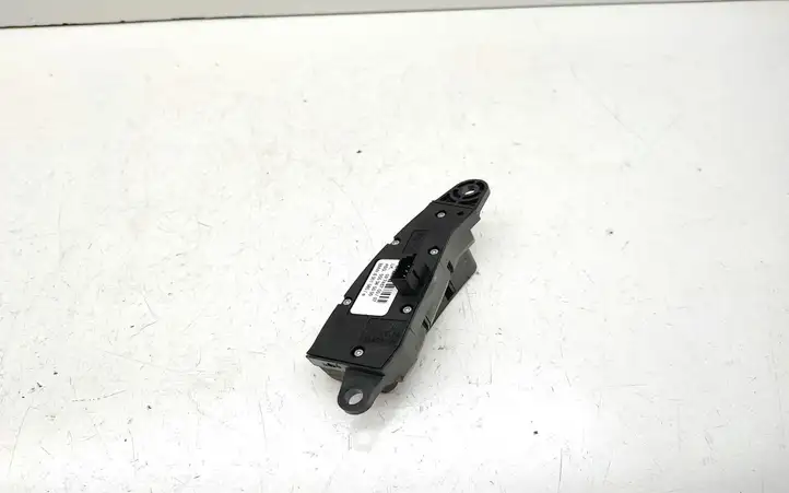 BMW 7 E65 E66 (2001 - 2008) 6911585 Кнопки на рулевом колесе — фото 2
