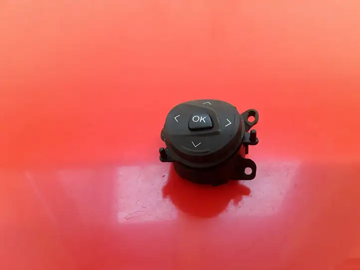 Ford Focus Grand C-MAX (2010 - 2019) AM5T14K147AA Кнопки на рулевом колесе — фото 1
