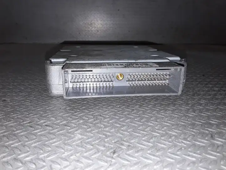 Ford Focus (1998 - 2004) 1S4F12A650AE Блок управления двигателем (ЭБУ) — фото 3