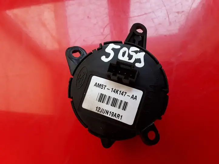 Ford Focus (2011 - 2015) AM5T14K147AA Кнопки на рулевом колесе — фото 2