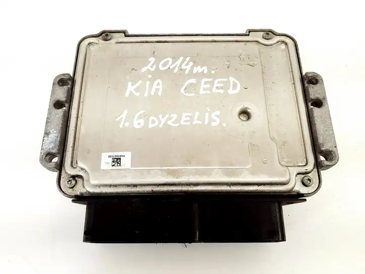 Kia Ceed (2012 - 2015) 391112A952 Блок управления двигателем (ЭБУ) — фото 4
