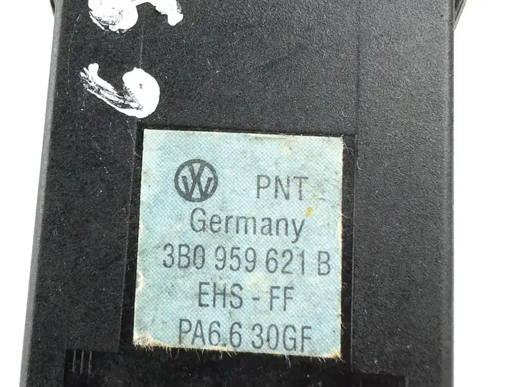 Volkswagen PASSAT B5.5 (2001 - 2005) 3b0959621b Кнопка обогрева стекла — фото 4