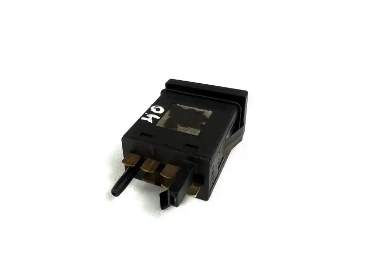 Volkswagen PASSAT B5.5 (2001 - 2005) 3b0959621c Кнопка обогрева стекла — фото 3