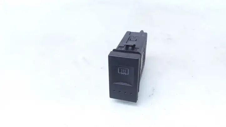 Volkswagen Polo III 6N 6N2 6NF (1994 - 2001) 6N0959621B Кнопка обогрева стекла — фото 1