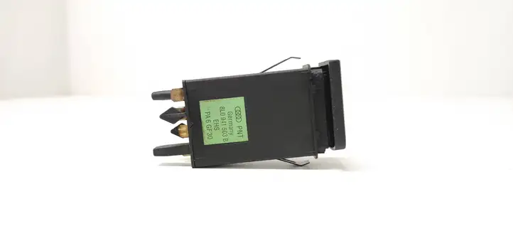 Audi A3/S3 8L (1996 - 2000) 8L0941503B Кнопка обогрева стекла — фото 3