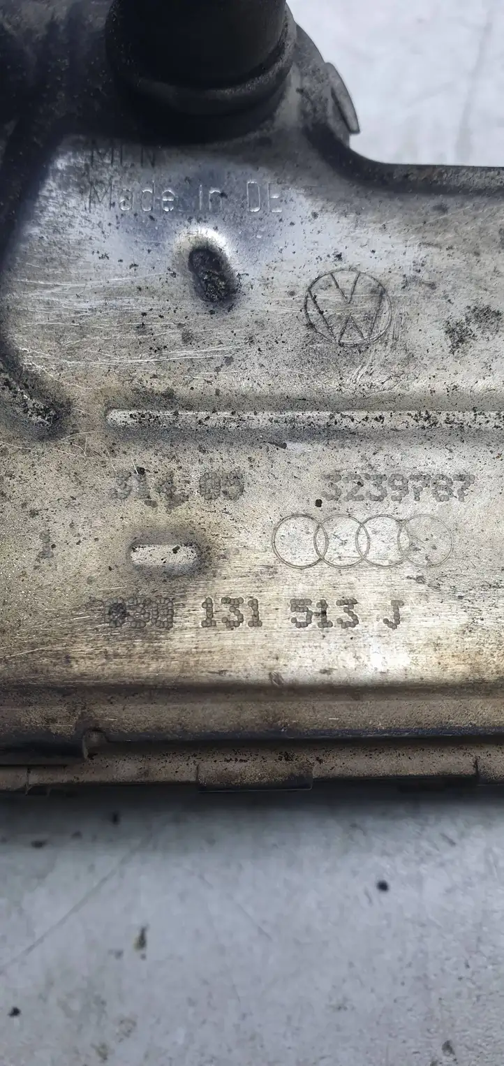 Volkswagen PASSAT B6 (2005 - 2010) 03G131513J Охладитель клапана EGR — фото 4