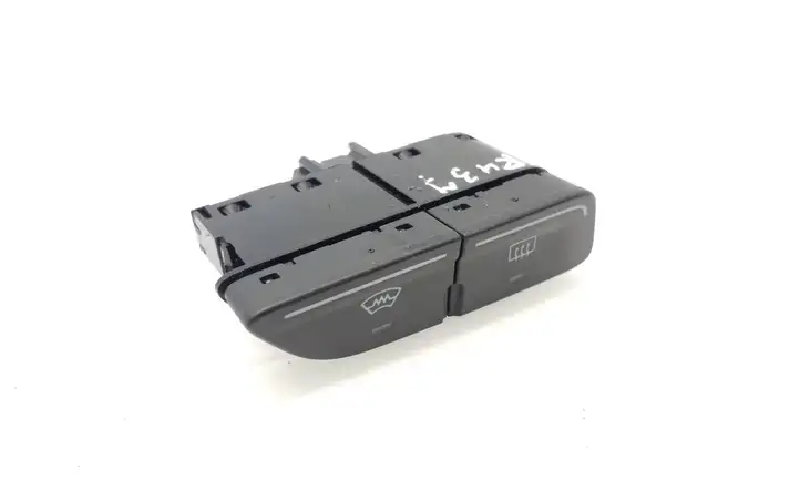 Ford Focus (2011 - 2015) AM5T18K574AB Кнопка обогрева стекла — фото 1