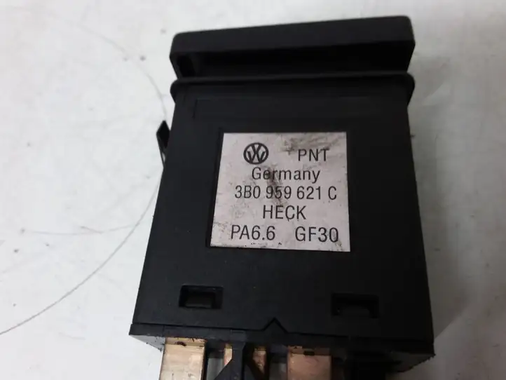 Volkswagen PASSAT B5.5 (2001 - 2005) 3B0959621C Кнопка обогрева стекла — фото 2