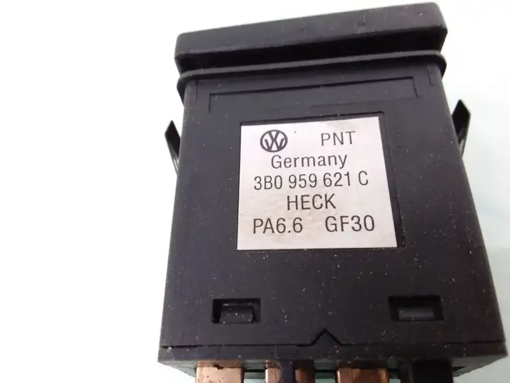 Volkswagen PASSAT B5.5 (2001 - 2005) 3B0959621C Кнопка обогрева стекла — фото 3