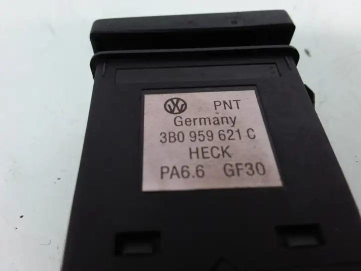 Volkswagen PASSAT B5.5 (2001 - 2005) 3B0959621C Кнопка обогрева стекла — фото 3