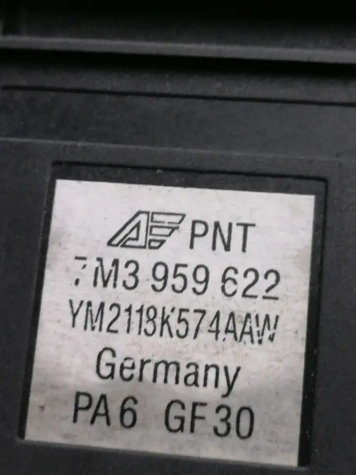 Volkswagen Sharan (2000 - 2003) 7M3959622 Кнопка обогрева стекла — фото 2