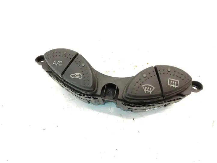 Ford Focus (1998 - 2004) 98AG19A945CH Кнопка обогрева стекла — фото 1
