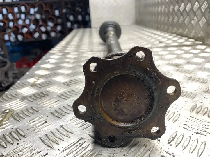 Volkswagen Golf V (2003 - 2009)  1K0407272QE Передняя полуось