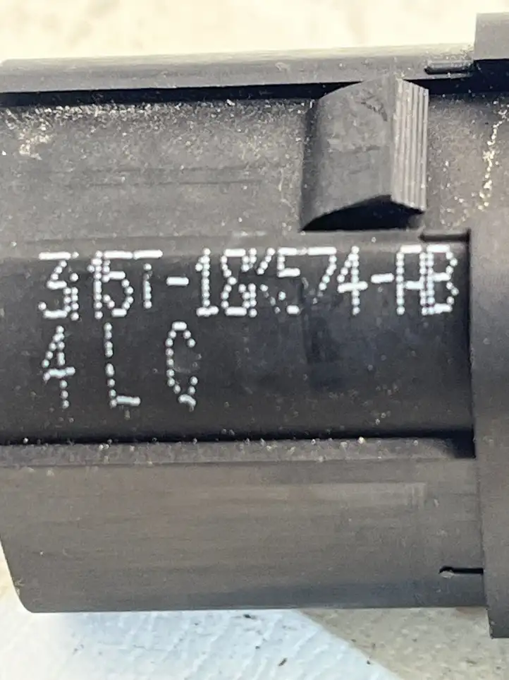 Ford Focus C-MAX (2003 - 2010) 3M5T18K574AB Кнопка обогрева стекла — фото 3