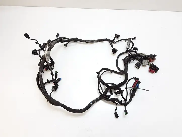 Volvo V40 (2012 - 2016)   Проводка двигателя