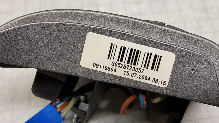 Opel Vectra C (2002 - 2005) 88119804 Кнопки на рулевом колесе — фото 5