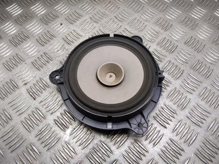 Nissan Qashqai (2006 - 2010) 281569U00A Динамики задних дверей — фото 4