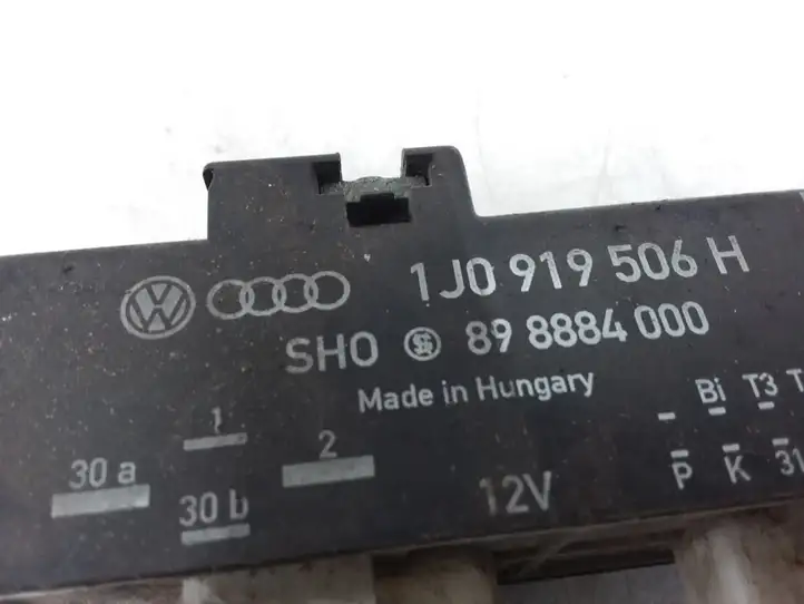 Audi A3/S3 8L (2000 - 2003)  1J0919506H Реле вентилятора охлаждения