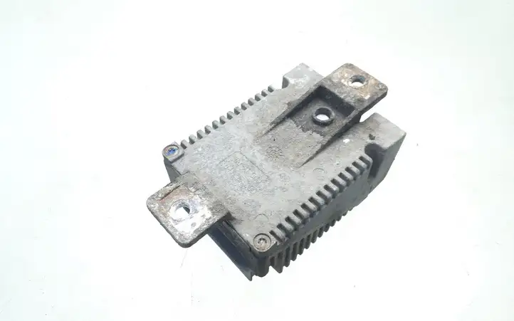 Mercedes-Benz Vaneo W414 (2001 - 2005) A0255453332 Реле вентилятора охлаждения — фото 2