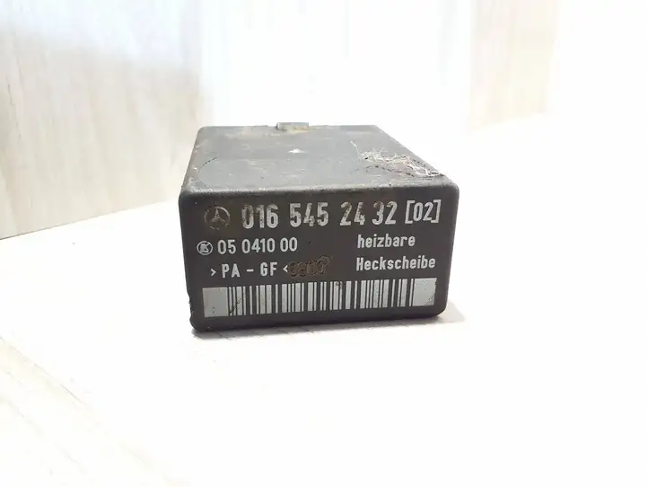 Volkswagen II LT (1996 - 2007) 0165452432 Реле вентилятора охлаждения — фото 2
