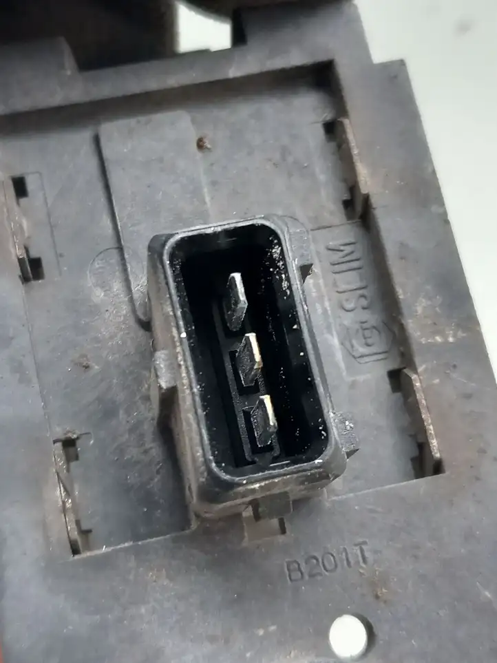 Peugeot 307 (2001 - 2005)  9641212480 Реле вентилятора охлаждения