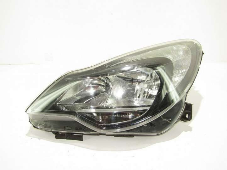 Opel Corsa D (2010 - 2014)   Передняя фара