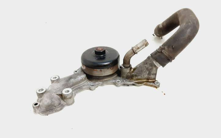 Chrysler Town and Country (2010 - 2016)  05184498AL Водяной насос