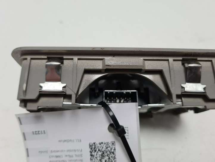 Audi A2 (1999 - 2007)  947123SJ0 Задняя подсветка