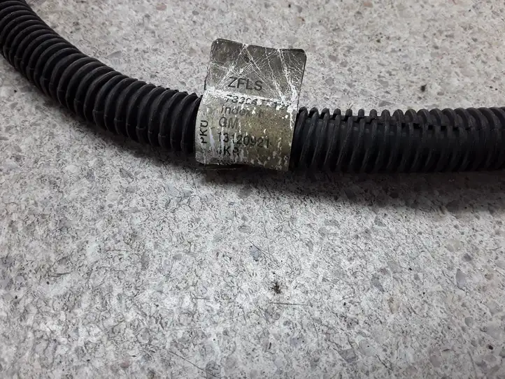 Opel Astra H (2004 - 2009) 13120921 Прочая электропроводка — фото 2