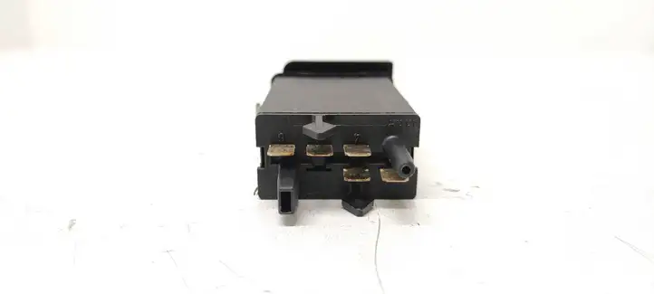 Audi A3/S3 8L (1996 - 2000) 8L0941503B Кнопка обогрева стекла — фото 3