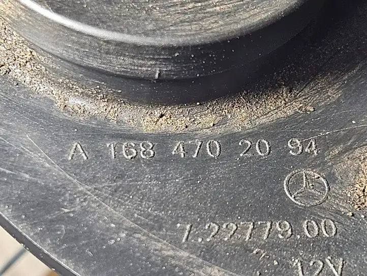 Mercedes-Benz A W168 (1997 - 2004) A1684702094 Топливный насос (в баке) — фото 4