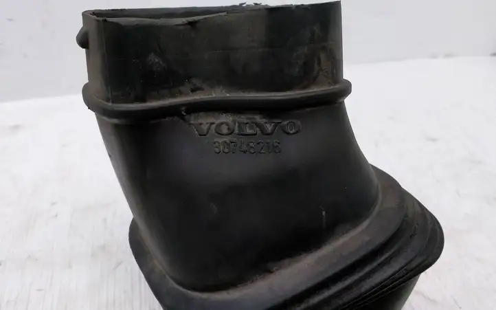 Volvo S80 (2004 - 2006) 30748216 Трубка подачи воздуха — фото 2