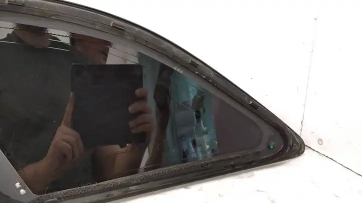 Audi A4 S4 B8 8K (2007 - 2011) 43R001583 Заднее боковое стекло — фото 2